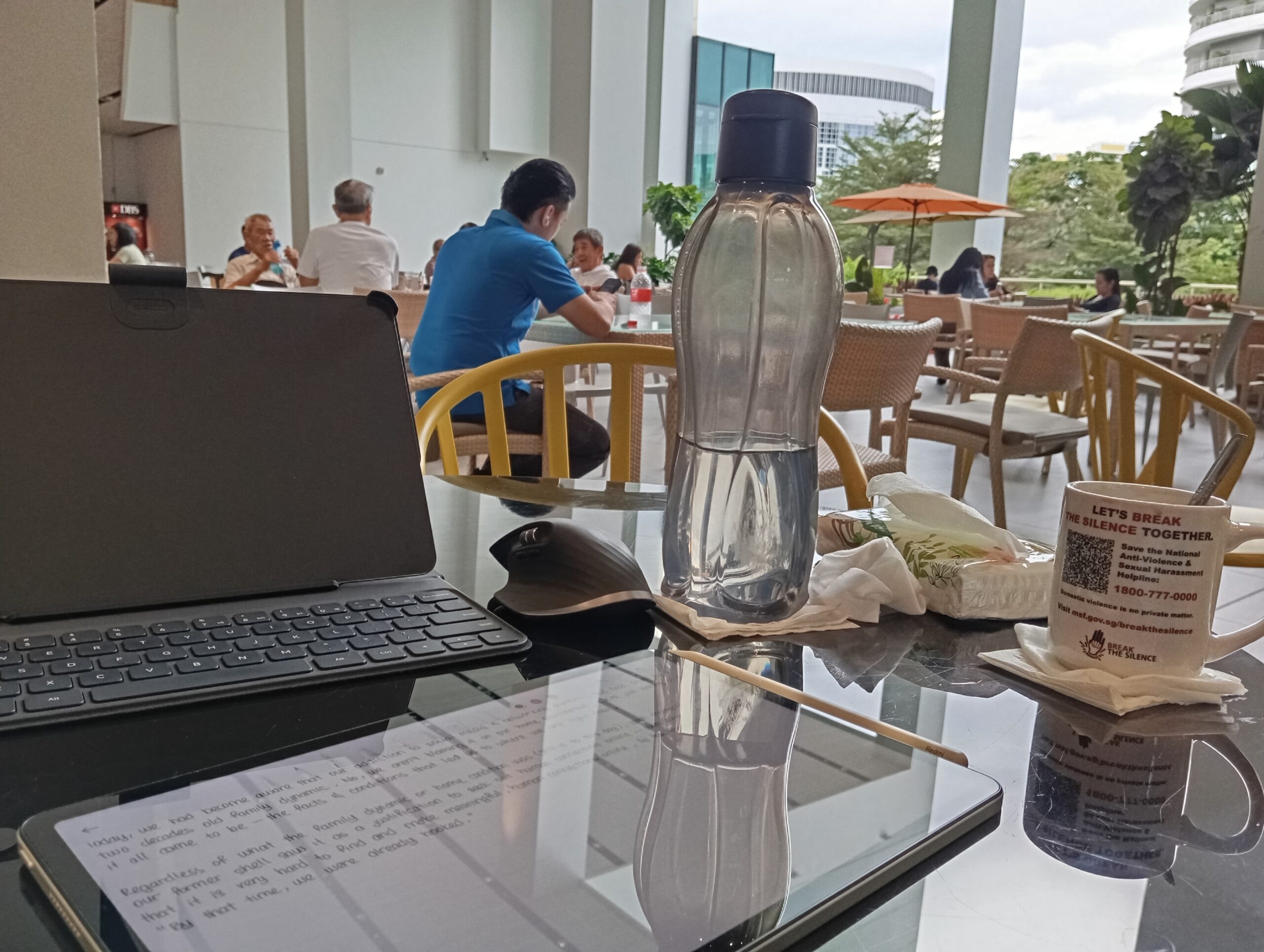 One of those very basic experience design stuff that we had always talked about is the art of observing.

In a world today that is either too hyped up about AI, or fearing what it might mean, we are choosing to "ignore" it entirely.

Not because we think that AI isn't important. It is. And it will continue to shape and impact our industries for the years to come.

But at the very same time, we also believe very deeply that there are certain things AI could never replace. And one of those things is our ability to observe as human beings.

Our observational skills are going to be one of those skills alongside problem solving and critical thinking that will make us more valuable in the era of AI.